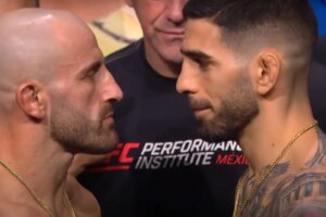UFC: El cara a cara entre Topuria y Volkanovski: miradas que 'matan' y una grada entregada