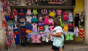 una tradición infantil que aún sobrevive en Venezuela... pero resulta costosa