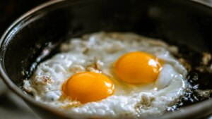El truco para hacer el huevo frito perfecto según Martín Berasategui