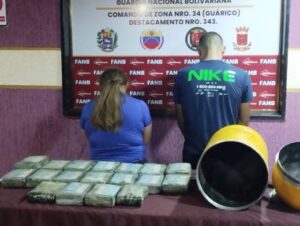 Atraparon en Guárico a dos maleantes que ocultaban 20 kilos de cocaína en un compresor de aire (Video)
