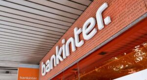 Bankinter repartirá un dividendo del 1,7% con su acción en máximos de noviembre