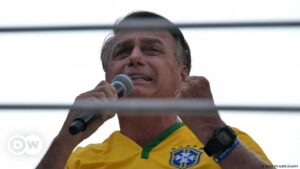 Bolsonaro propuso dar golpe de Estado, según exjefe militar – DW – 15/03/2024