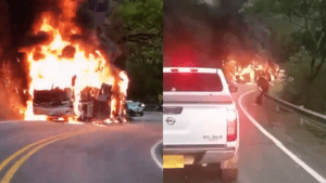 Bus interdepartamental habría sufrido falla mecánica y resultó incinerado