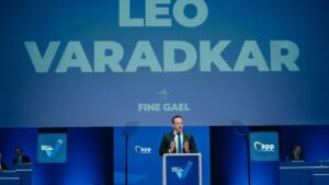 El primer ministro de Irlanda, Leo Varadkar, en una reunión del Partido Popular Europeo en Rumanía.