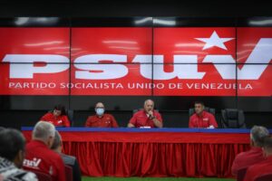 Diosdado Cabello promete que gobierno atenderá servicios públicos en el Zulia