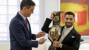 El Gobierno concede la nacionalidad espaola al campen mundial de UFC Ilia Topuria