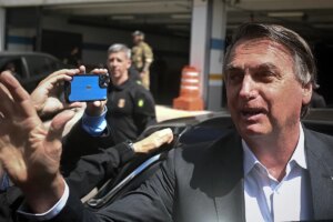 El hombre de confianza de Bolsonaro denuncia que le orden falsificar su certificado de vacunacin del covid