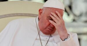 El papa Francisco no leyó la catequesis en su audiencia general en el Vaticano: “Todavía no puedo”