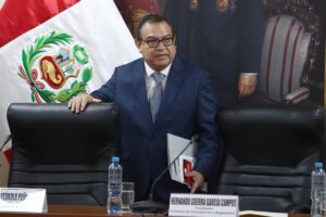 El primer ministro peruano dimite tras un escándalo por posible corrupción