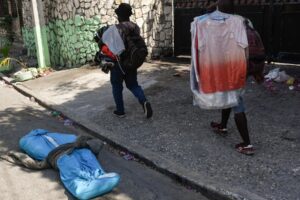 El terror y la muerte protagonizan la vida en la capital de Haití - AlbertoNews