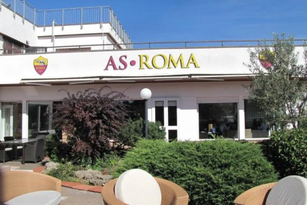 Escndalo sexual en Italia: roban un vdeo ntimo a una empleada de la Roma, jugadores y directivos lo comparten, y a ella la despiden