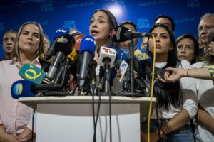 Expresidentes piden fin del "terrorismo de Estado" venezolano contra María Corina Machado