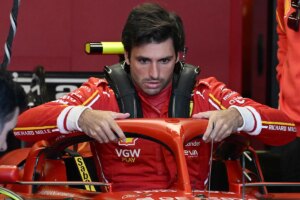 F1: Carlos Sainz, del hospital a la primera lnea: cmara hiperbrica, radiofrecuencia y dos kilos menos de msculo
