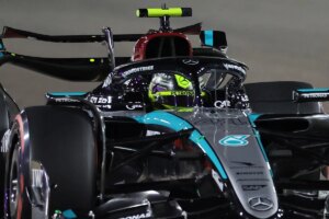 F1: Fernando Alonso slo cede ante la aparicin de Mercedes