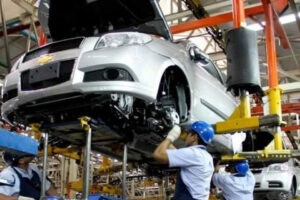 Favenpa: Ventas de vehículos nuevos podrían cerrar el año en 12 mil