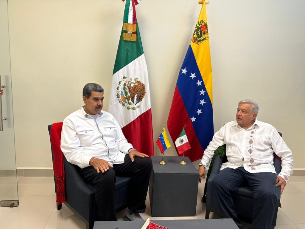 Firman acuerdo "Vuelta a la Patria" entre México y Venezuela - Yvke Mundial