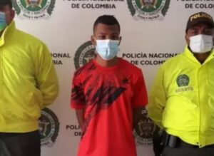 Imputan a presunto responsable de una masacre de seis personas en Colombia - AlbertoNews