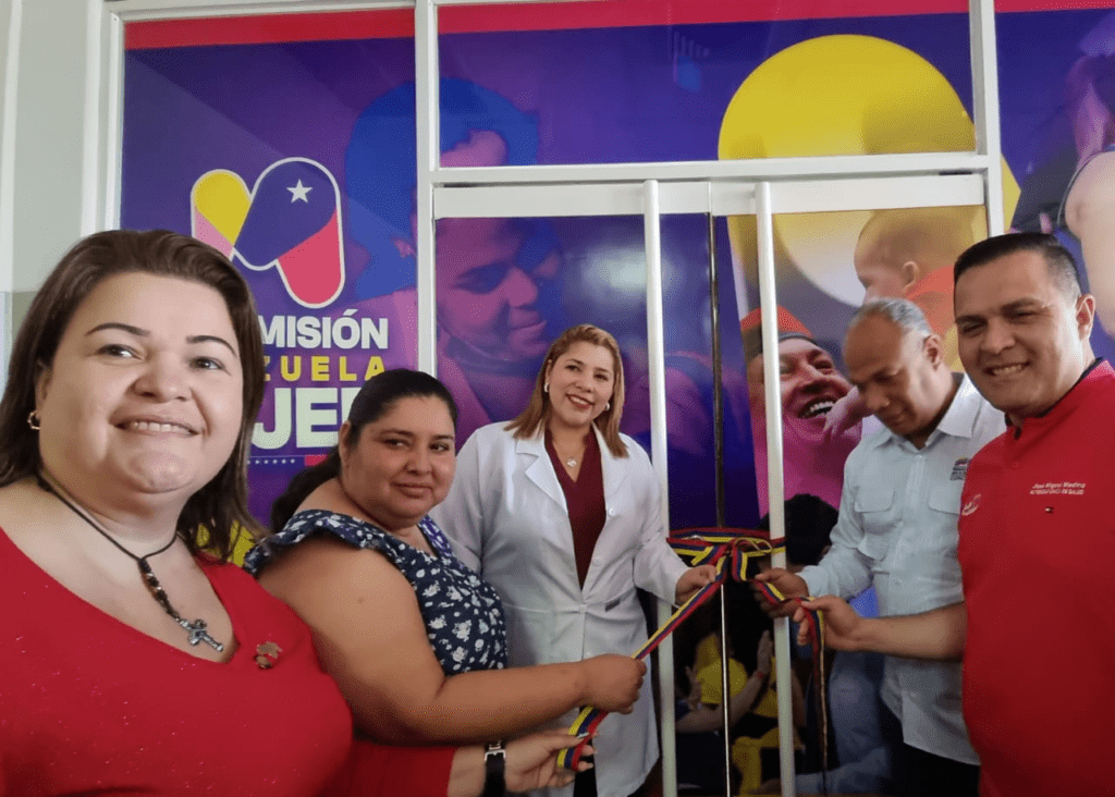 Inauguran sala de apoyo gestacional en maternidad Castillo Plaza para la atención de 300 mujeres al mes