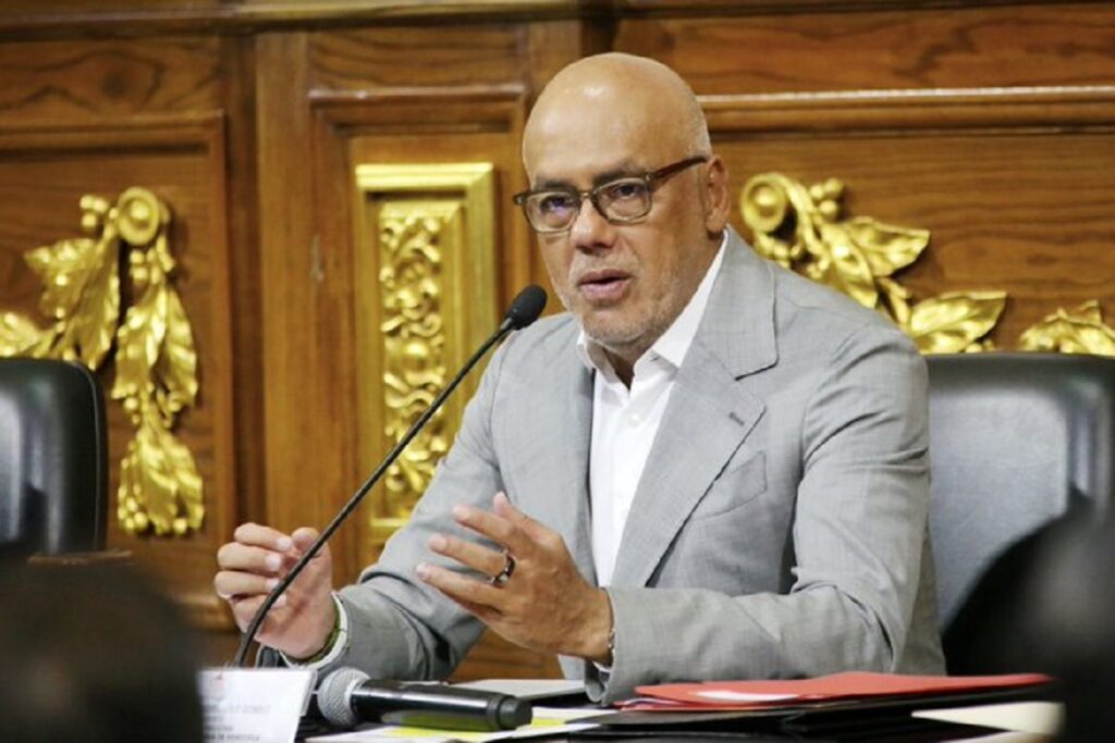 Jorge Rodríguez celebró convocatoria a las presidenciales