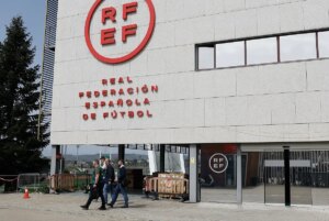 La RFEF abre expediente y aparta de su trabajo a los directivos investigados por el último escándalo