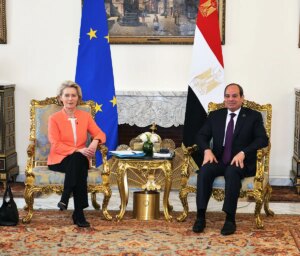 La UE sella su alianza con Egipto con 7.400 millones de euros para control migratorio y energa