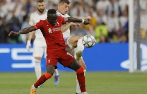 La UEFA indemnizará a los hinchas del Liverpool afectados por la Final de Champions 2022