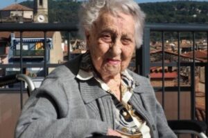 La mujer más anciana del mundo cumplió 107 años dentro de un ancianato en España y afirma que “no le duele nada”