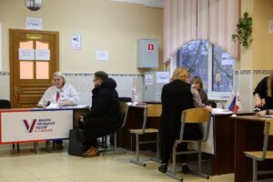 La participación en las elecciones presidenciales rusas ya supera a los comicios de 2018, según la Comisión Electoral
