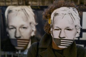 Los jueces dan a Biden la llave para lograr que el Reino Unido le entregue a Julian Assange