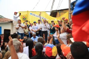 Machado pide "serenidad y firmeza" tras anuncio de presidenciales para el 28 de julio