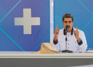 Maduro acusó a Leopoldo López y Álvaro Uribe de "conspirar contra las presidenciales"