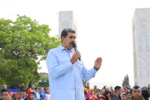 Maduro denunció presunto "plan de violencia" de la oposición
