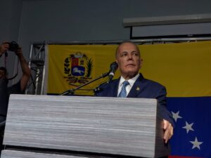 Manuel Rosales: Tenemos dos caminos, votar o que Venezuela se caiga a pedazos