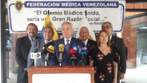 Médicos venezolanos conmemorarán su día reclamando dotación hospitalaria