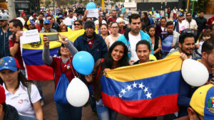 Migrantes venezolanos impulsan economías de países sudamericanos