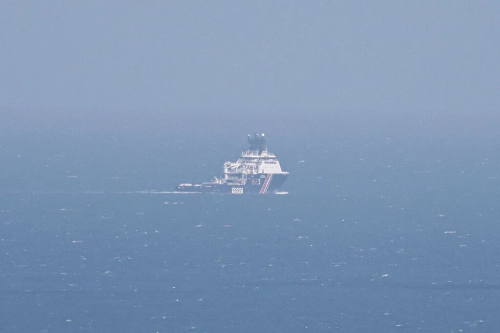 Muere una nia de siete aos intentando cruzar el Canal de la Mancha en un pequeo bote con 16 migrantes