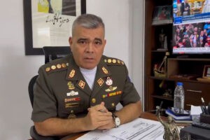 Padrino López advirtió que responderán a "provocaciones" en aguas cercanas al Esequibo