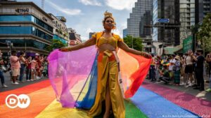 Parlamento de Tailandia aprueba ley de matrimonio homosexual – DW – 27/03/2024