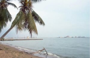 Petróleo derramado en las orillas: Situación de las playas de Cabimas afectó al turismo