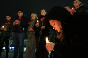 Pnico, sangre y desesperacin durante el atentado en Mosc: "Huyendo pisbamos a los muertos"