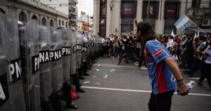 Protesta piquetera: alimentos, desfinanciamiento millonario y recortes de poder, las razones de la tensión en las calles