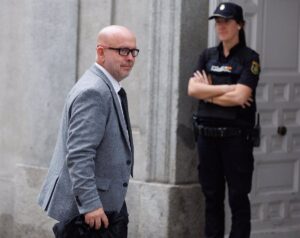Puigdemont está dispuesto a volver y ser detenido y da por hecho que será candidato