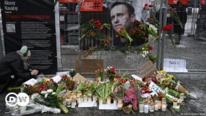 Putin afirma que aprobó canje de Navalny días antes de morir – DW – 18/03/2024