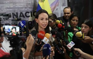 Quién es la sustituta de María Corina Machado para la elección presidencial en Venezuela