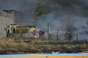 Registrado importante incendio de vegetación en la autopista Valencia-Campo de Carabobo