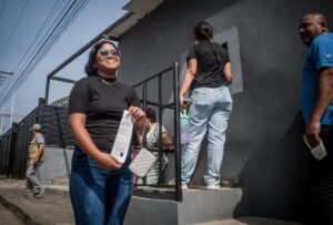 Registro Electoral en Carabobo con poca luz y otros obstáculos