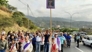 Se espera la participación de 900 feligreses al Vía Crucis de Catia la Mar