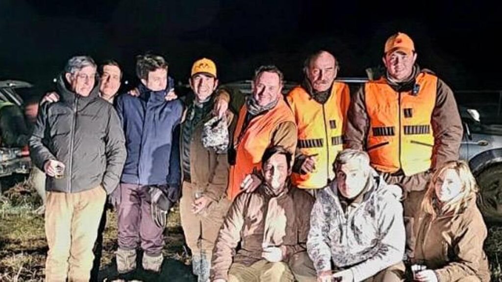 Seis cazadores españoles denuncian estar retenidos en Turquía a la espera de salir del país.