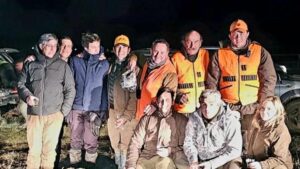 Seis cazadores españoles denuncian estar retenidos en Turquía a la espera de salir del país.