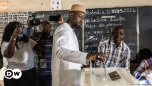 Senegal elige nuevo presidente después de años de crisis – DW – 24/03/2024